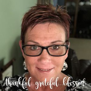 Meet your Posher, Kelli